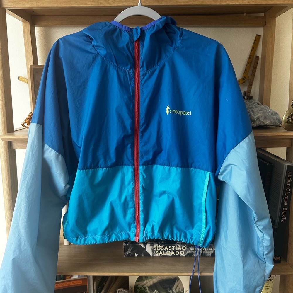 Cotopaxi Blue Colorblock Windbreaker